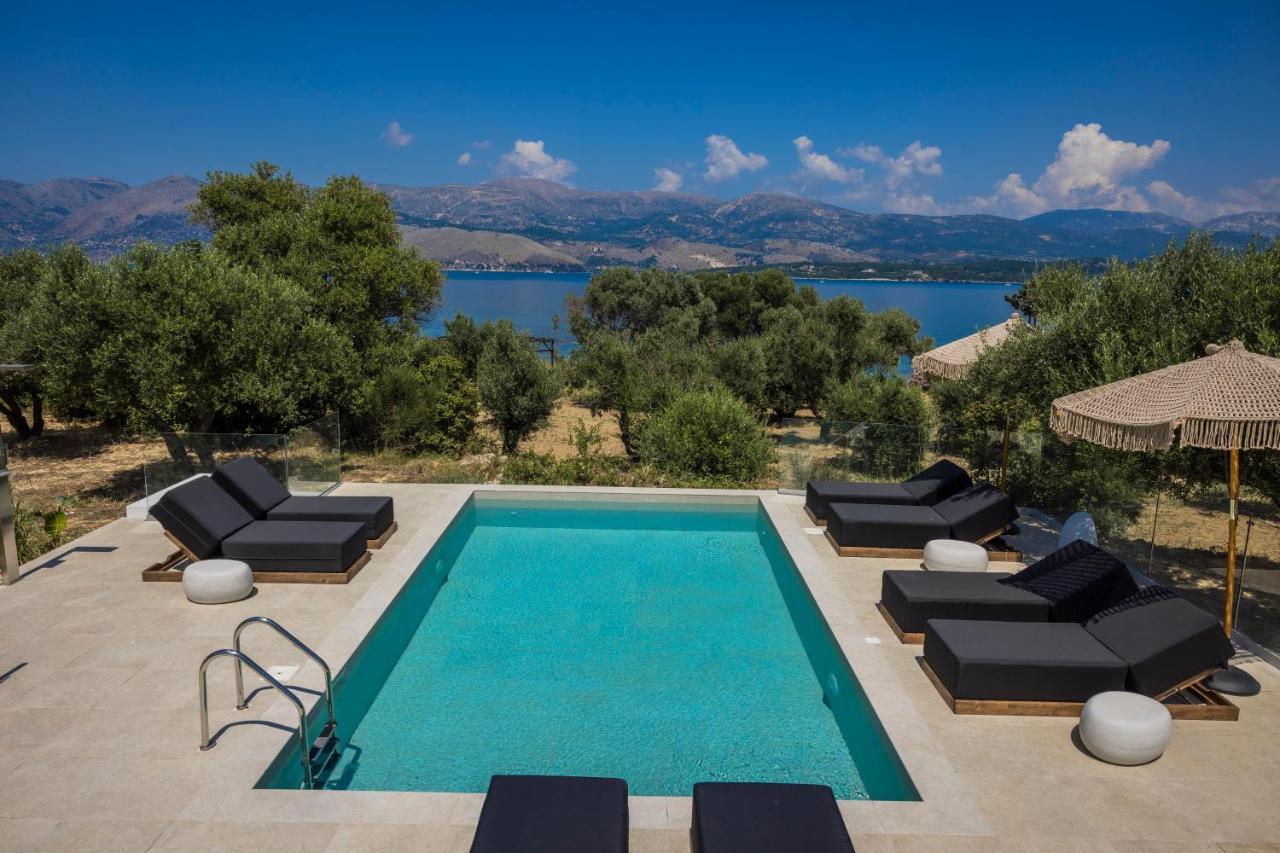 Villa Sensi Lixouri Exteriör bild
