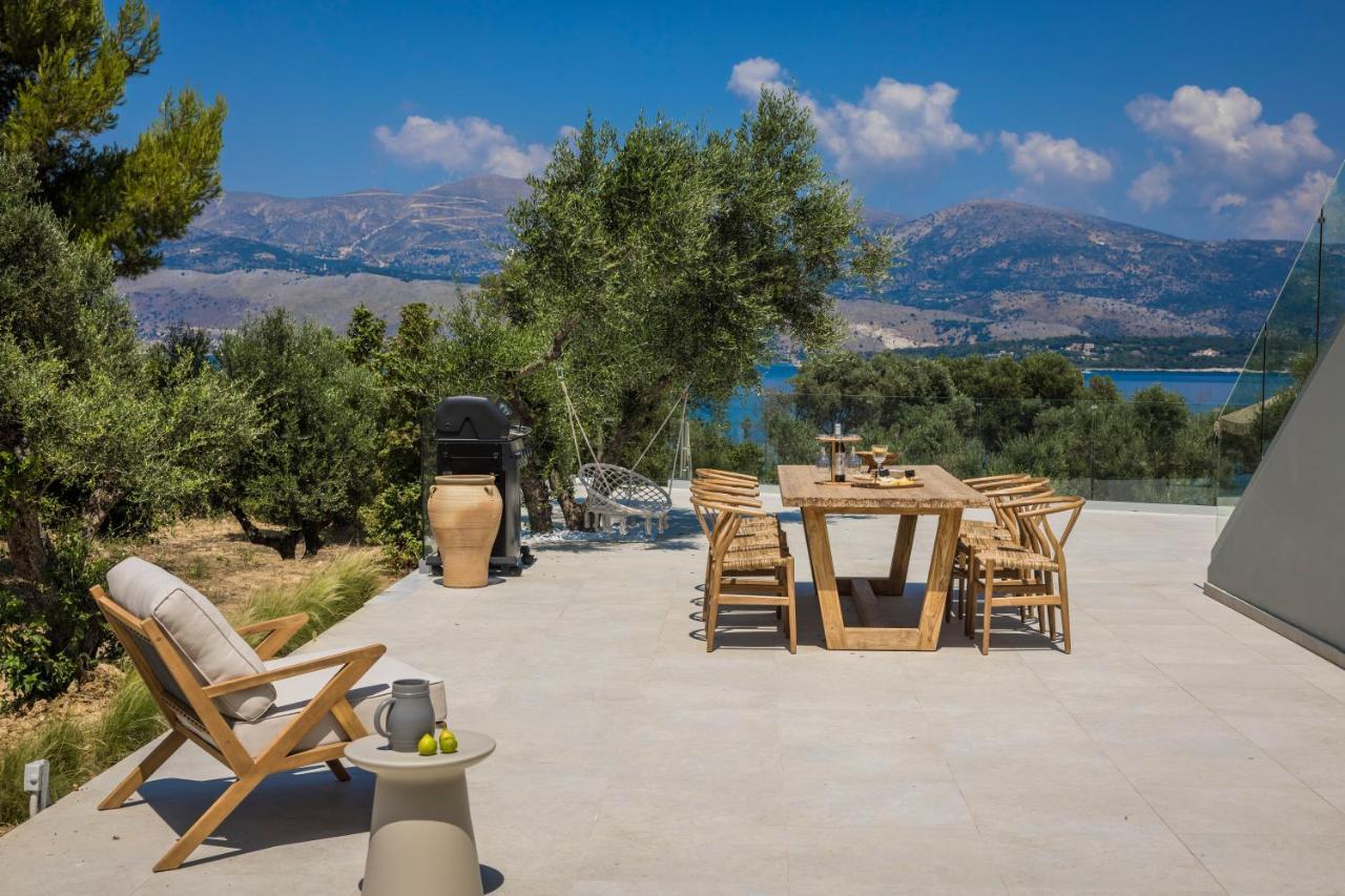 Villa Sensi Lixouri Exteriör bild